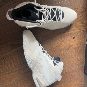 Amazing Michael Jordan one of kind lift sneakers limited Nike brand new